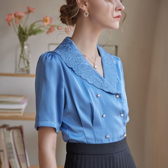 Simple Retro Loretta Satin Embroidered Collar Double Breasted Shirt, Medium, EUC - Picture 3 of 6